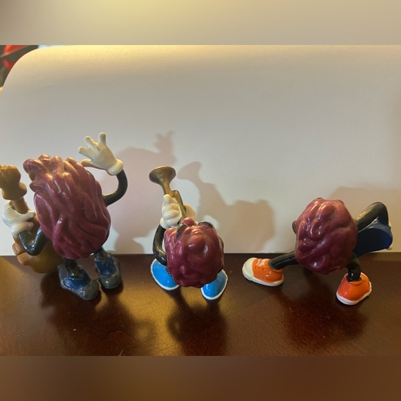 CALIFORNIA RAISINS FIGURINES VINTAGE 
1987-1988  LOT OF 3 - Picture 4 of 7